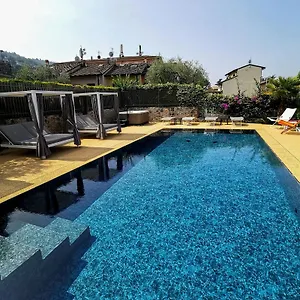 ** Aparthotel Casa Orchidea Italy